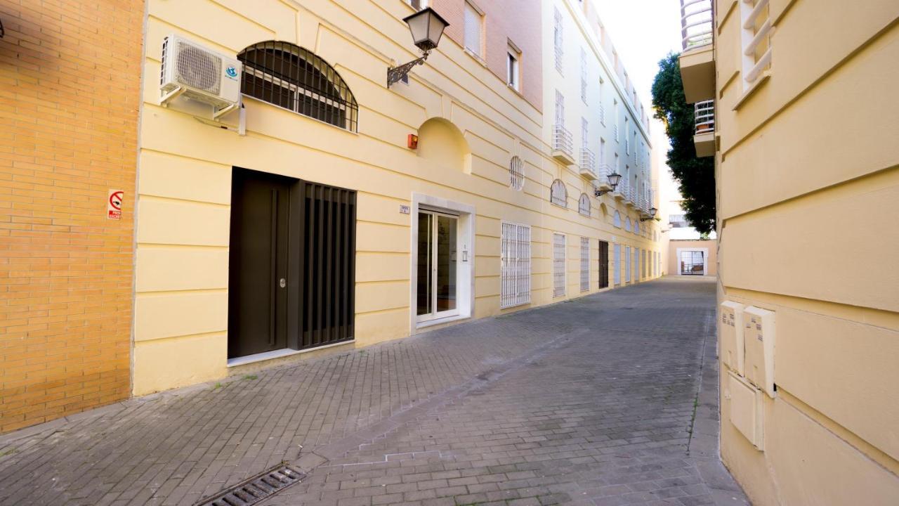 Rentalsevilla Escuelas Pias Exterior photo